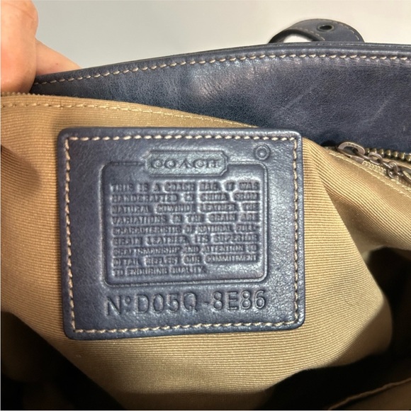 Coach Vintage 2005 Leatherware Tote in Navy Blue Leather – Style 1941 Collection - Picture 10 of 10